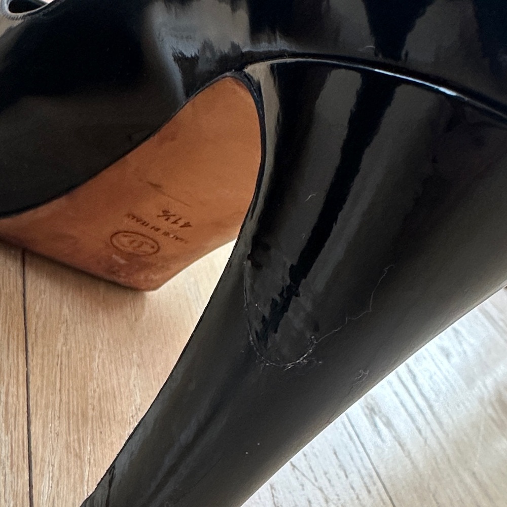 CHANEL Black and Silver Patent Leather Heels - Picture 6 of 11